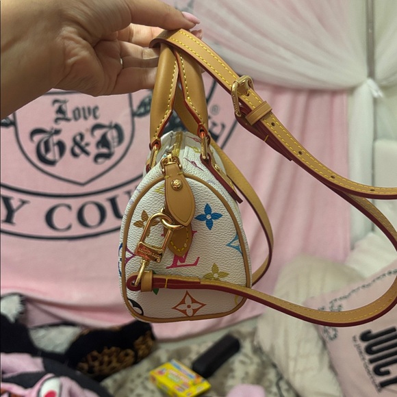 Mini white monogram bag read description - Picture 2 of 6